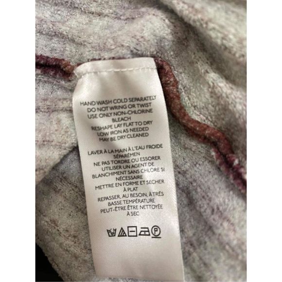 Anthropologie x Pilcro Velvet Turtleneck Sweater Size XS - Picture 6 of 8